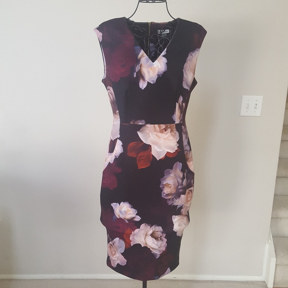 Calvin Klein V-neck floral shift dress